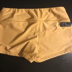 Gold Fleo/Vull booty shorts